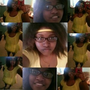 Meet your Posher, Naderiah