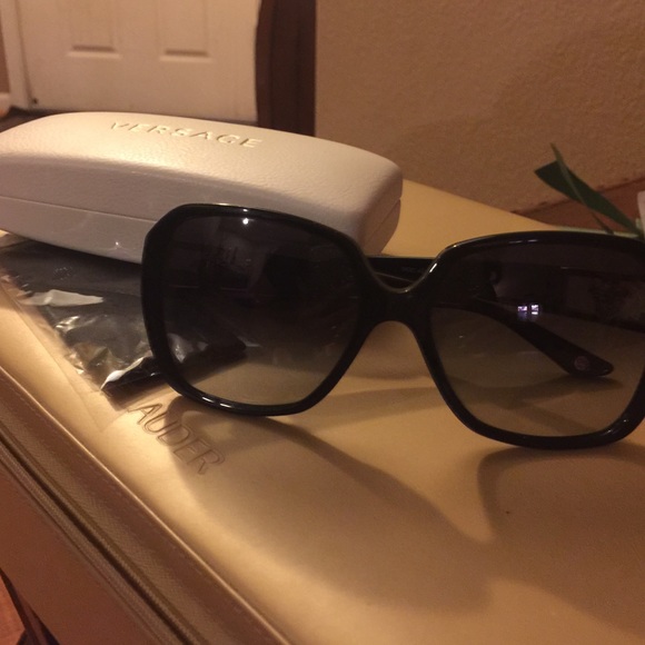 Versace sunglasses black and gold like new - Picture 2 of 4