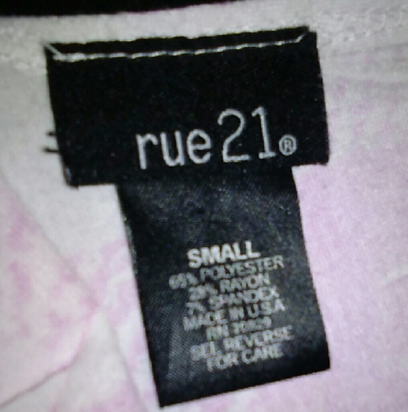 Tank top. - Picture 2 of 3