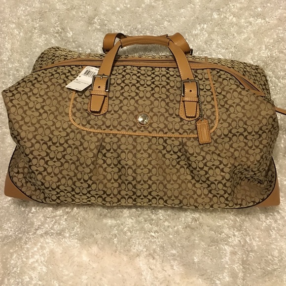 Coach Classic Signature Cabin Voyager Bag
