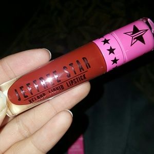 Jeffree Star Unicorn Blood liquid lipstick
