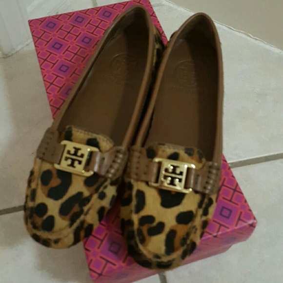 SOLD Tory Burch Kendrick Leopard Driving loafers