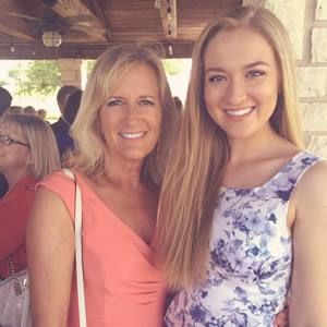 Meet your Posher, Christy