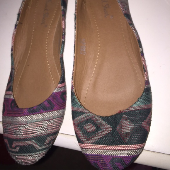 Flats from Greece - Picture 2 of 5