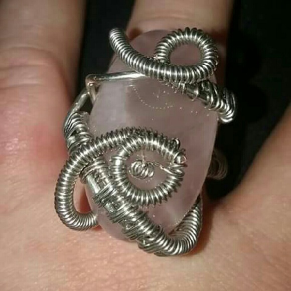 Handmade rose quartz ring