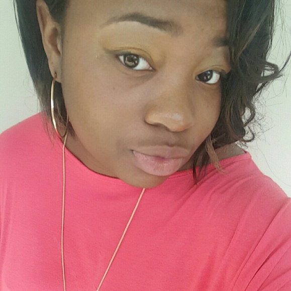 Meet your Posher, Brianna