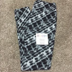 LuLaRoe one size leggings