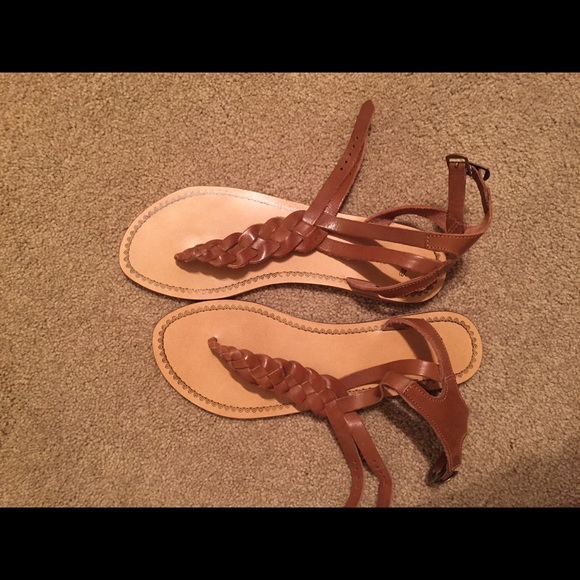 Ecote Shoes - **NWOT Ecote brown sandals size 9!