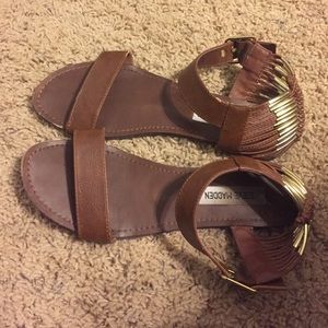 STEVE MADDEN SANDALS