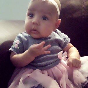 Meet your Posher, Claudia