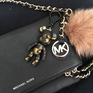 Black bear with bv Keychain