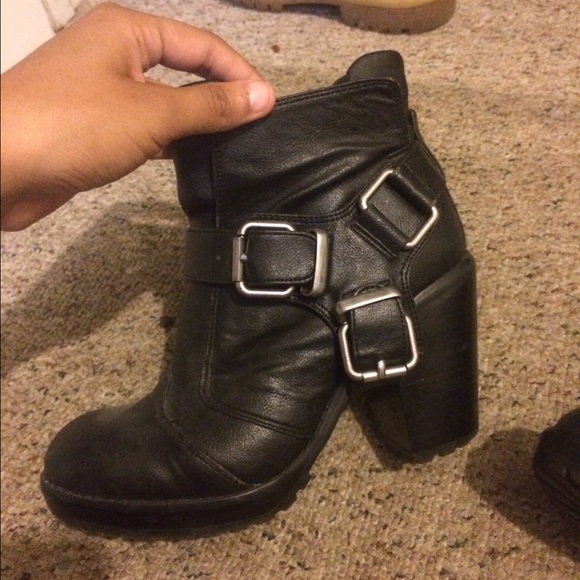 Moto boot