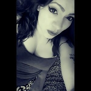 Meet your Posher, Norma