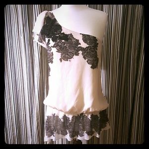 Guess one shoulder asymmetrical shirt L