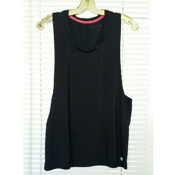 Forever 21 Workout Top size Medium