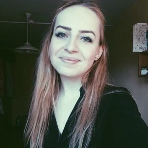 Meet your Posher, Karina