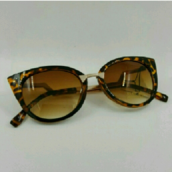 High quality cat style fashion woman sunglasses
Bl - Picture 2 of 2