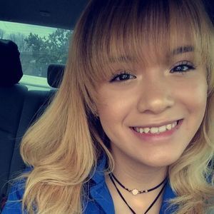 Meet your Posher, Alisa