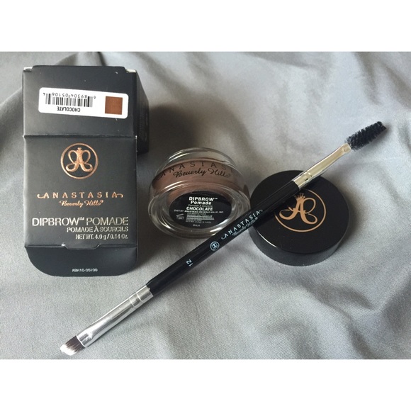 Anastasia dip brow kit