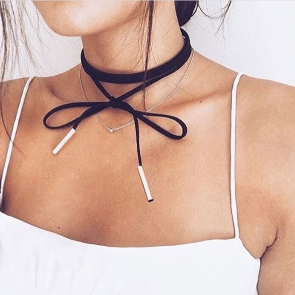 Sage & Pine Accessories - 💕NWT💕Boho Velvet SuedeChoker Bow Tie Minimalist