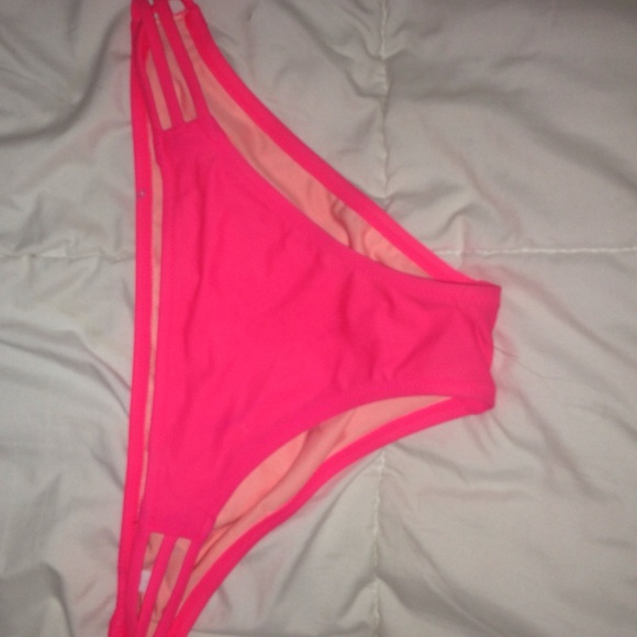 Vs pink bikini bottoms - Picture 1 of 4