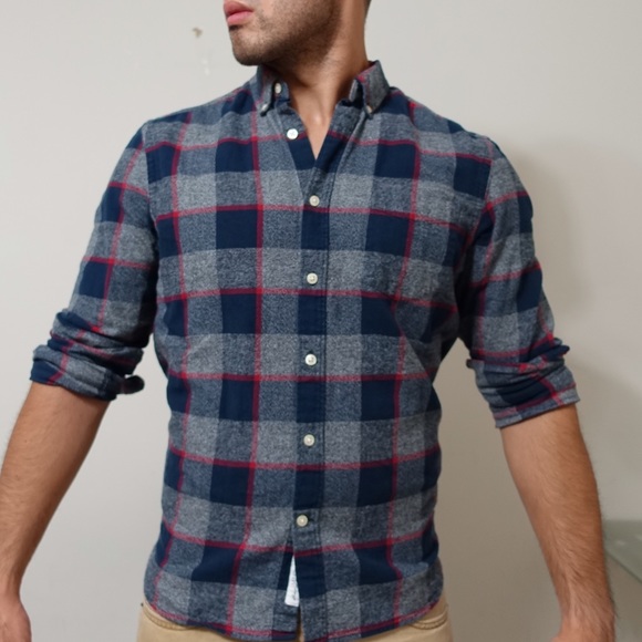 Men's Plaid Button Up