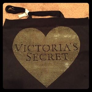 Brand new Victoria's Secret bag never used!
