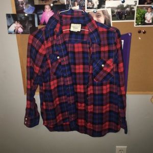 BRAND NEW URBAN FLANNEL (red/white/blue)