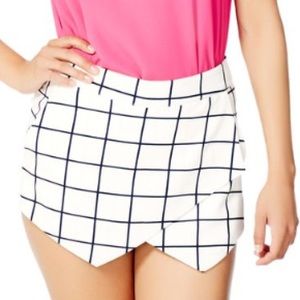 NWOT High waist Grid Shorts