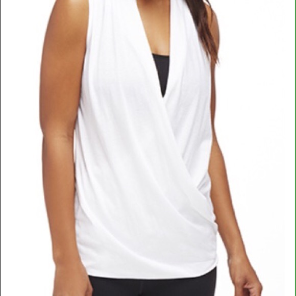 Fabletics Aruba Wrap Too