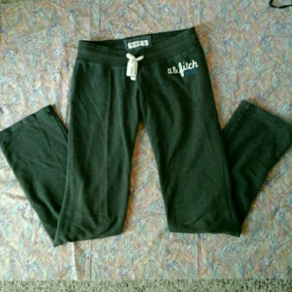 Abercrombie & Fitch sweats