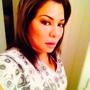 Meet your Posher, Claudia