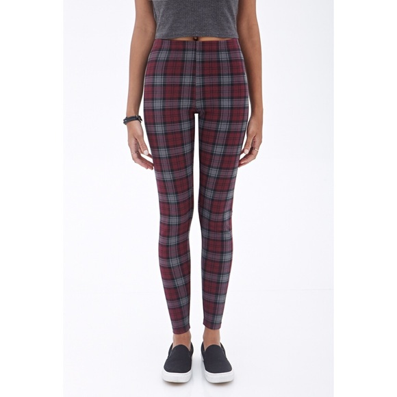 💁🏼 Clueless Inspired Checkered Leggings