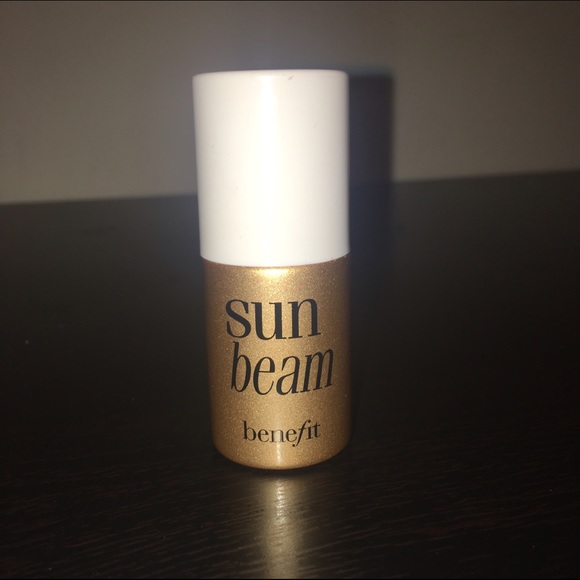 Golden Bronze sun beam highlighter!