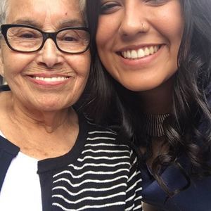 Meet your Posher, Alexis