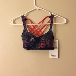 NWT lululemon free to be bra for yoga