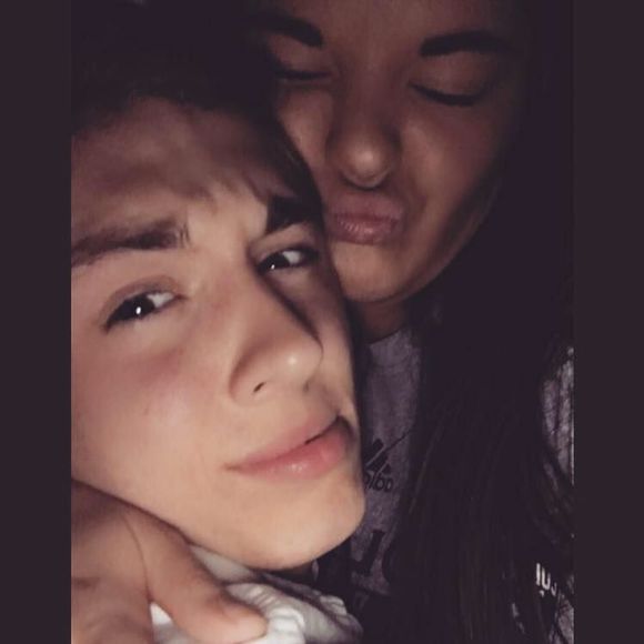 Meet your Posher, Alyesse - Picture 1 of 1