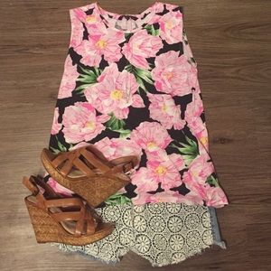 🌸 French Connection Floral Tank 🌸