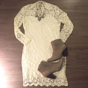 ⚡️ASOS Lace Dress ⚡️