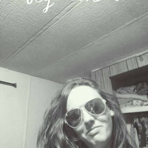 Meet your Posher, Leeann