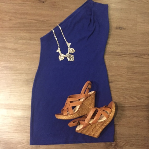 American Apparel One-Shoulder Dress 💃🏼