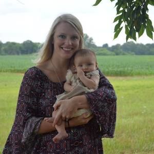 Meet your Posher, Lauralee