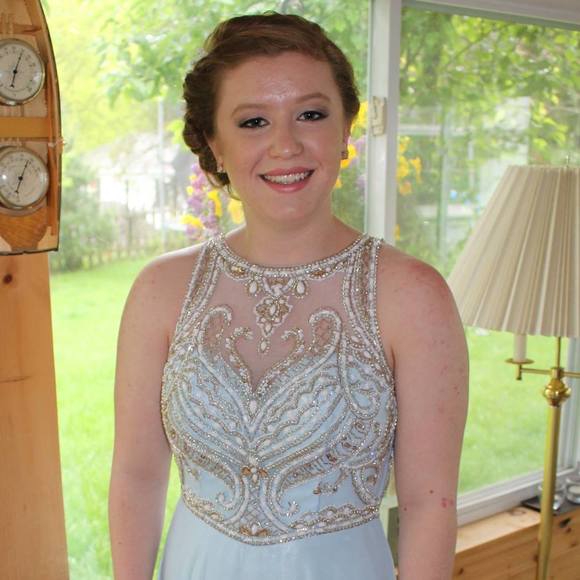 Meet your Posher, Kara