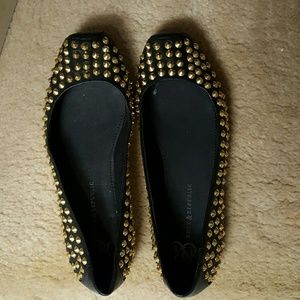 ROCK& reoublic flats