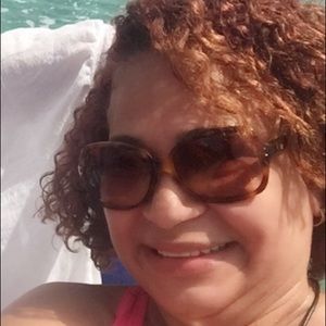 Meet your Posher, Hilda