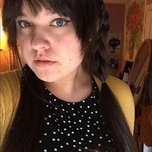 Meet your Posher, Olivia