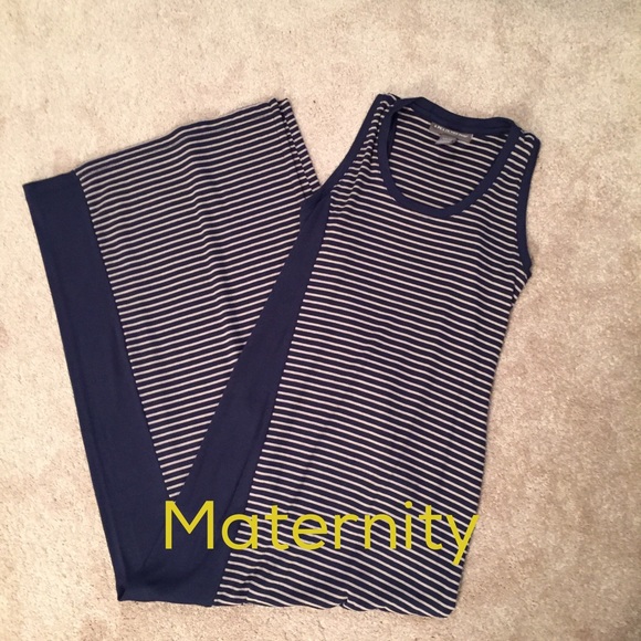 Pea in the Pod Maxi Dress.  Size S.