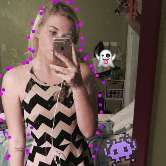 Meet your Posher, Kera