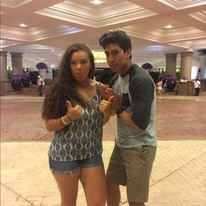 Meet your Posher, Zoie