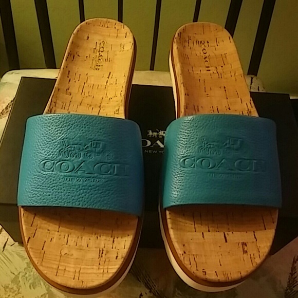 Sandal coach